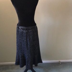 Ladies skirt